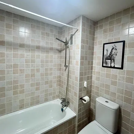 Penthouse Paradise - Jacuzzi & Sea Views! Apartment